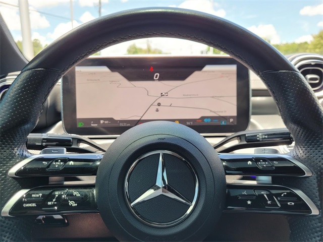 Vehicle image 14 of 35