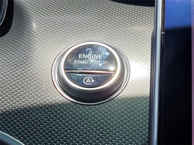 Vehicle image 22 of 35