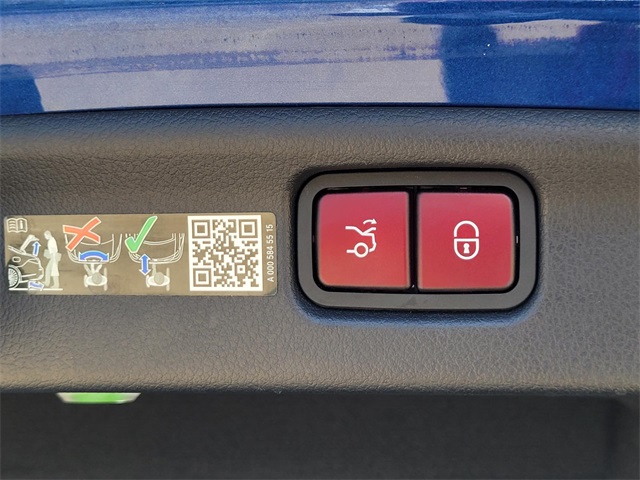Vehicle image 23 of 35
