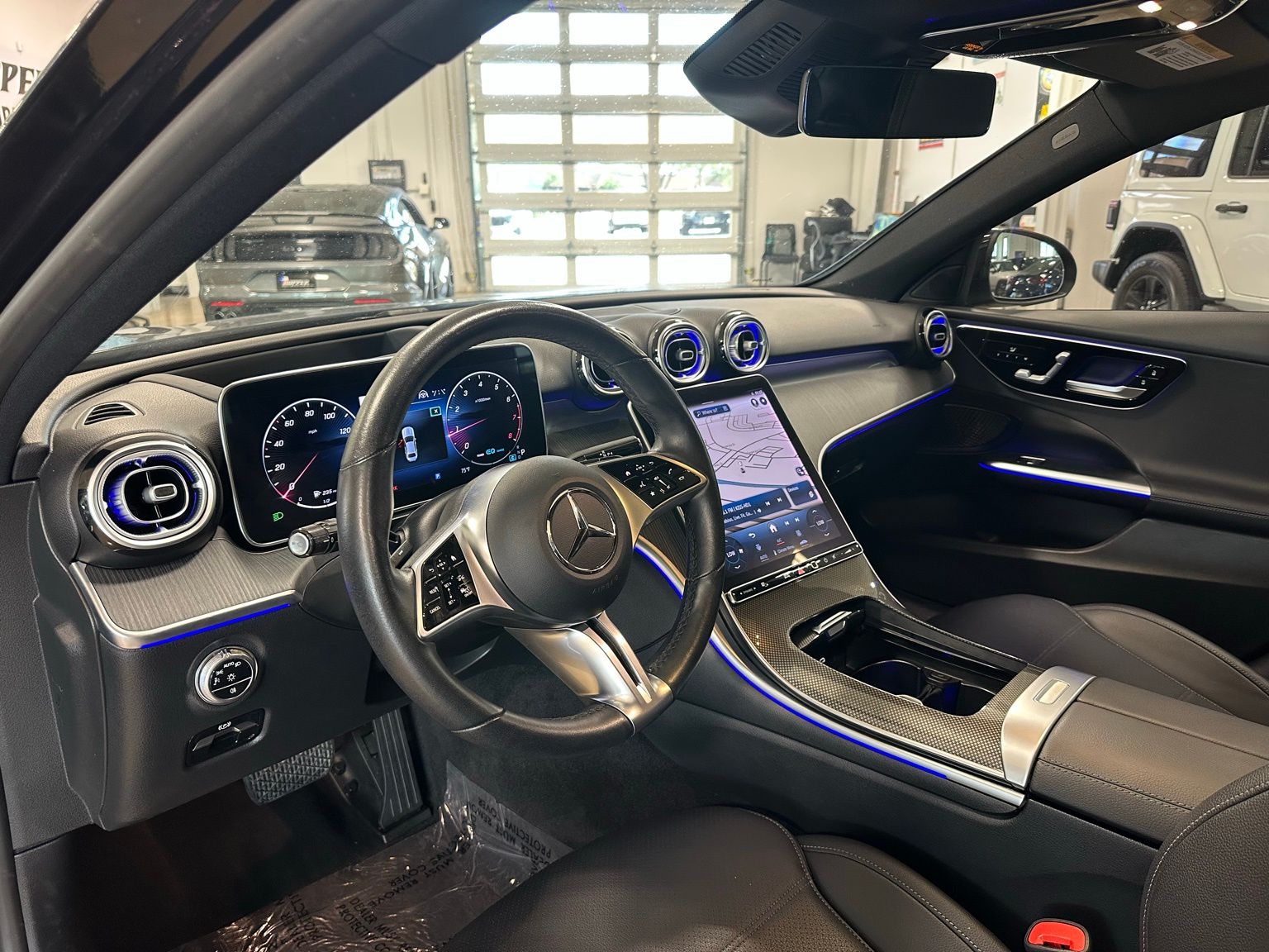 Vehicle image 12 of 25