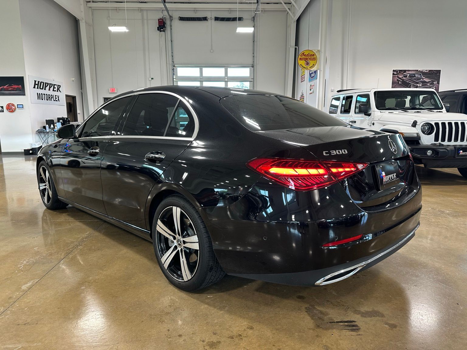 Vehicle image 7 of 25