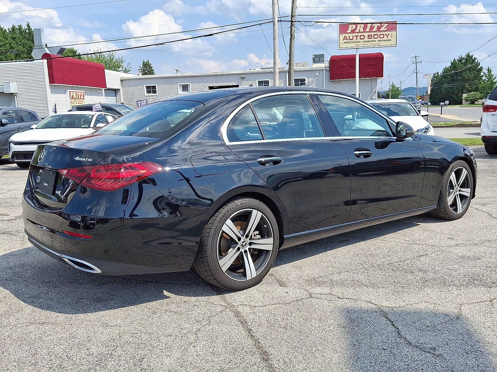 Vehicle image 5 of 31