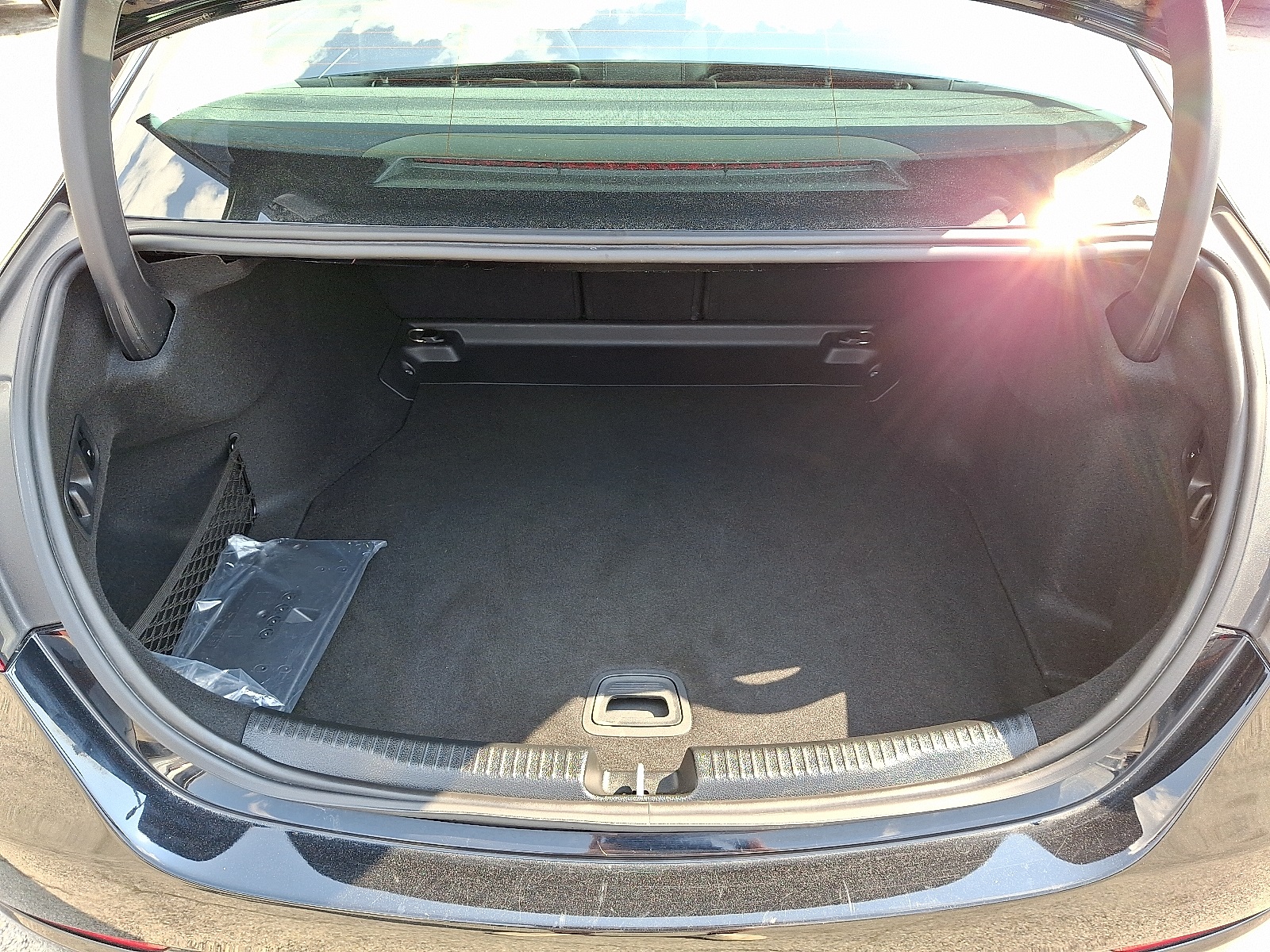 Vehicle image 10 of 31