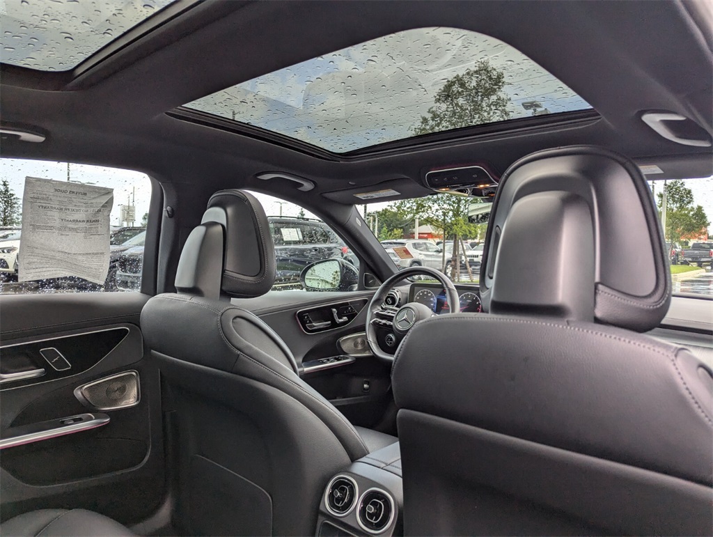 Vehicle image 12 of 38