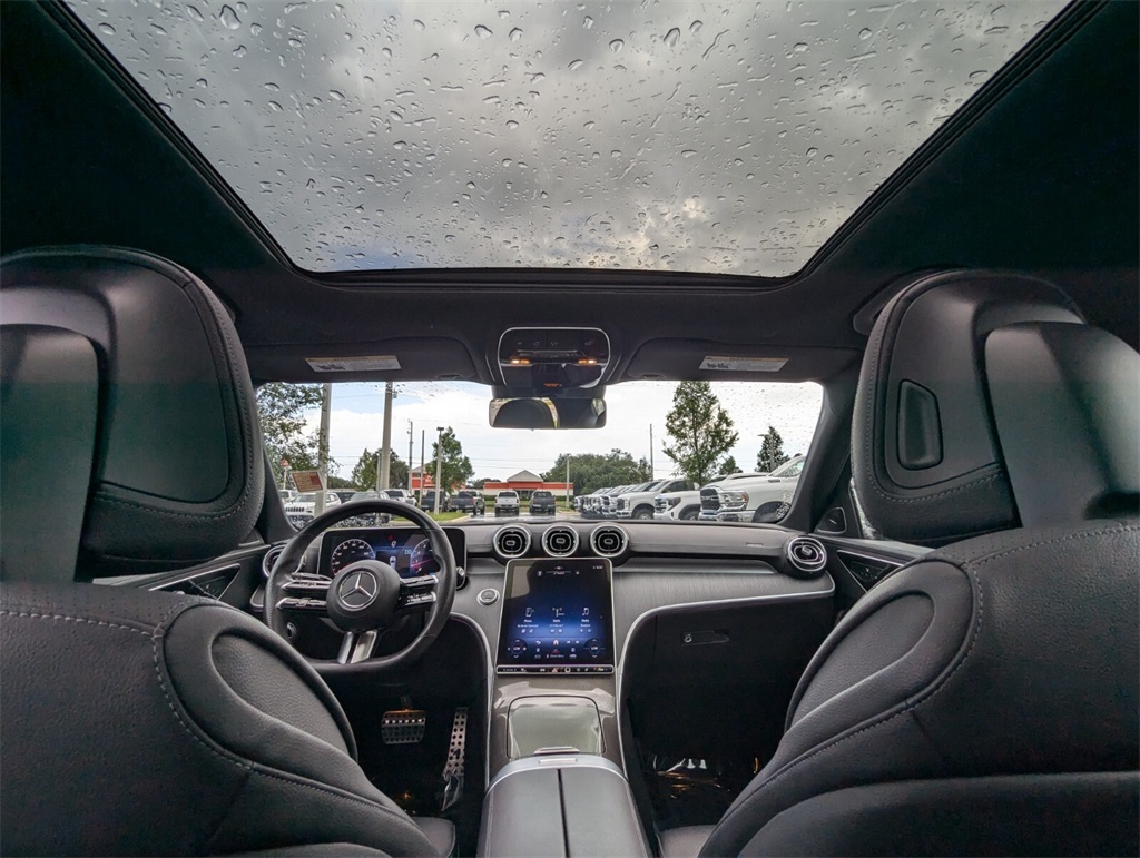 Vehicle image 19 of 38