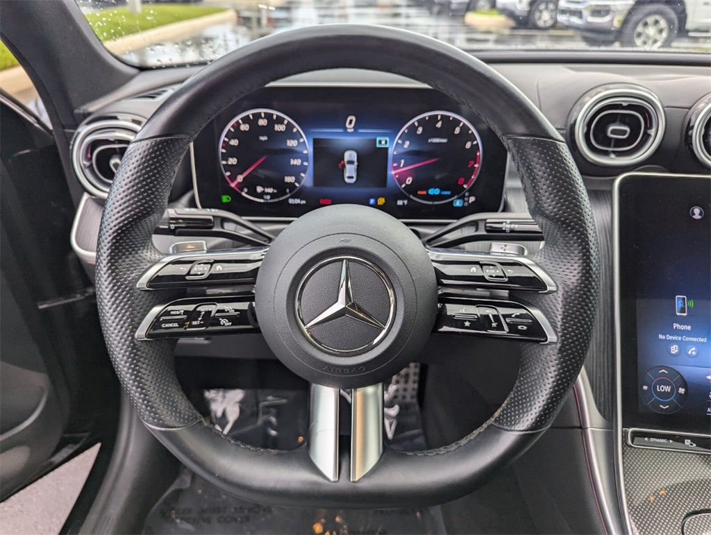 Vehicle image 26 of 38