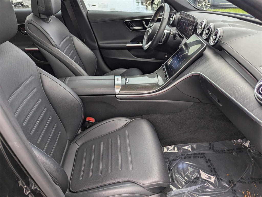 Vehicle image 10 of 38