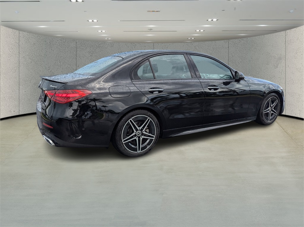 Vehicle image 5 of 38