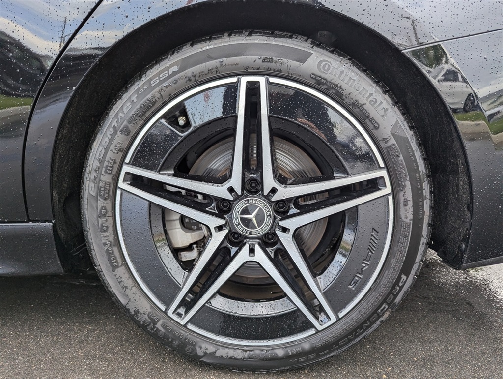 Vehicle image 15 of 38