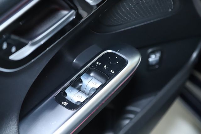 Vehicle image 24 of 45