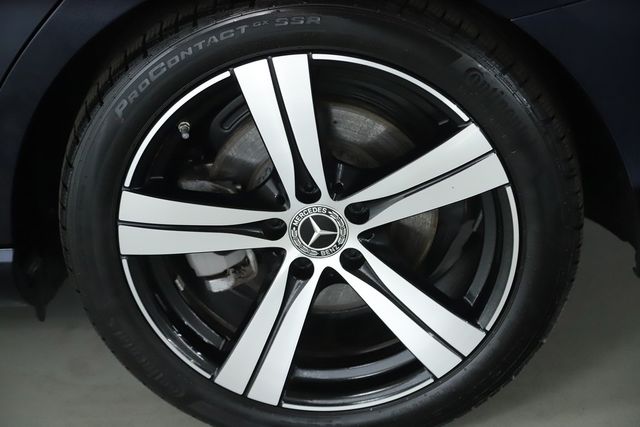 Vehicle image 44 of 45