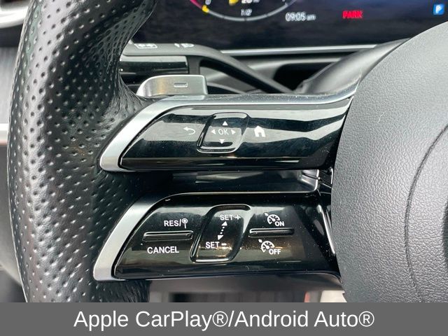 Vehicle image 14 of 27