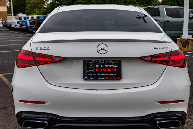 Vehicle image 6 of 31