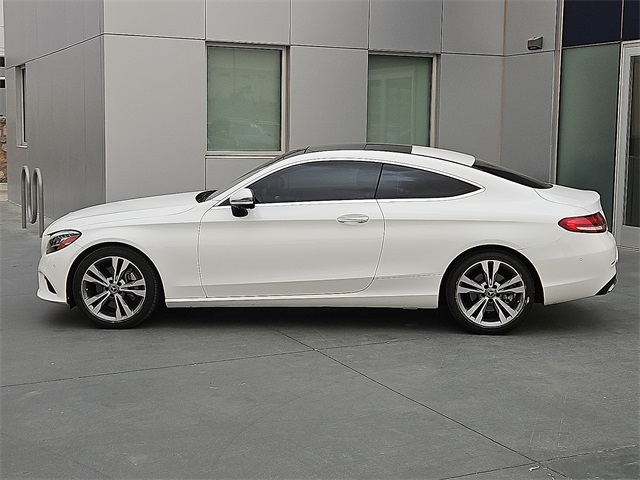 Vehicle image 6 of 31