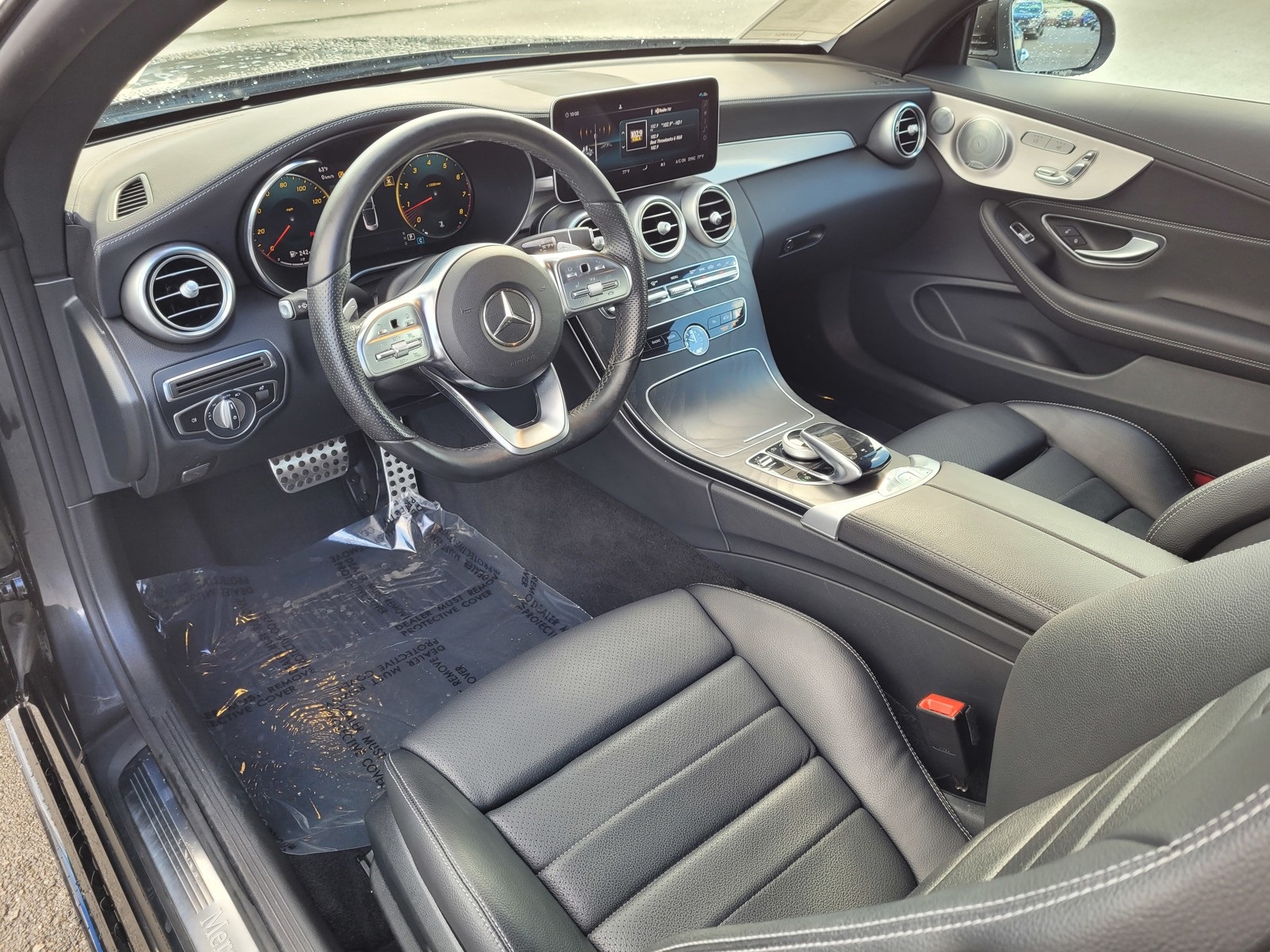 Vehicle image 10 of 27