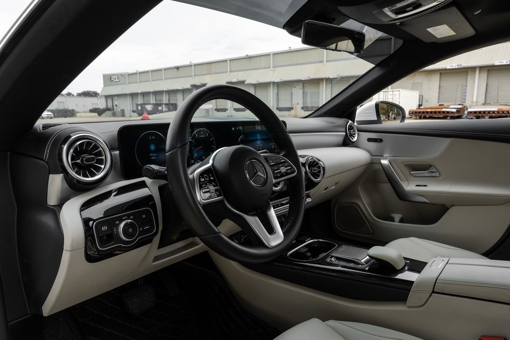 Vehicle image 29 of 56