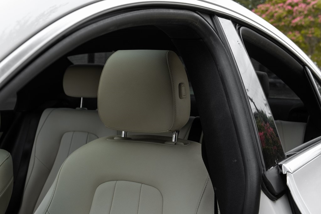 Vehicle image 27 of 56