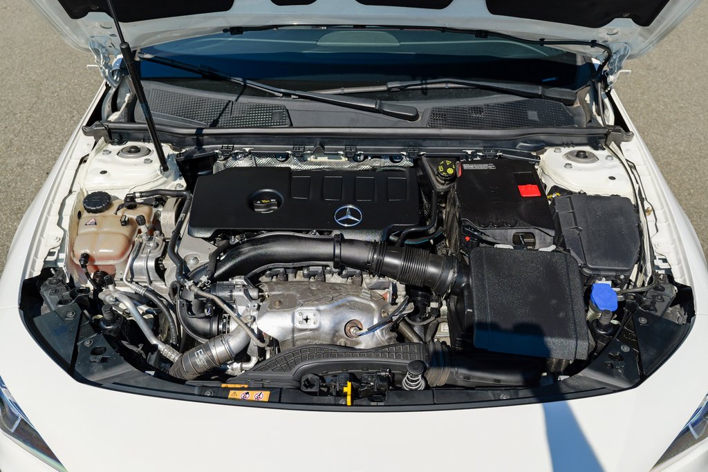 2022 Mercedes-Benz CLA 250 Image 10 of 54