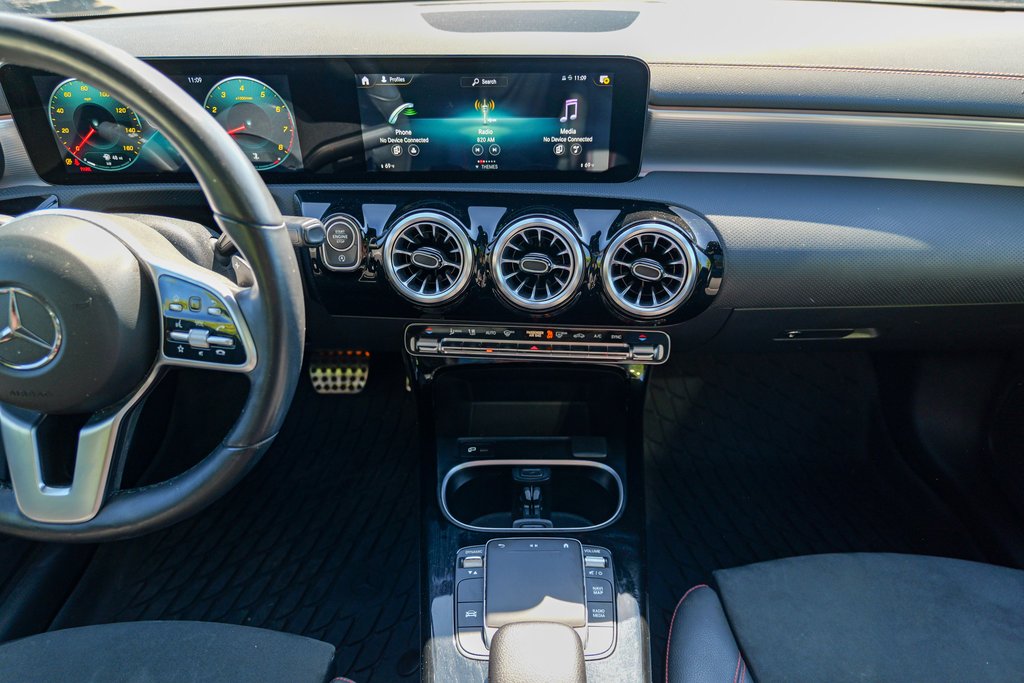 2022 Mercedes-Benz CLA 250 Image 31 of 54