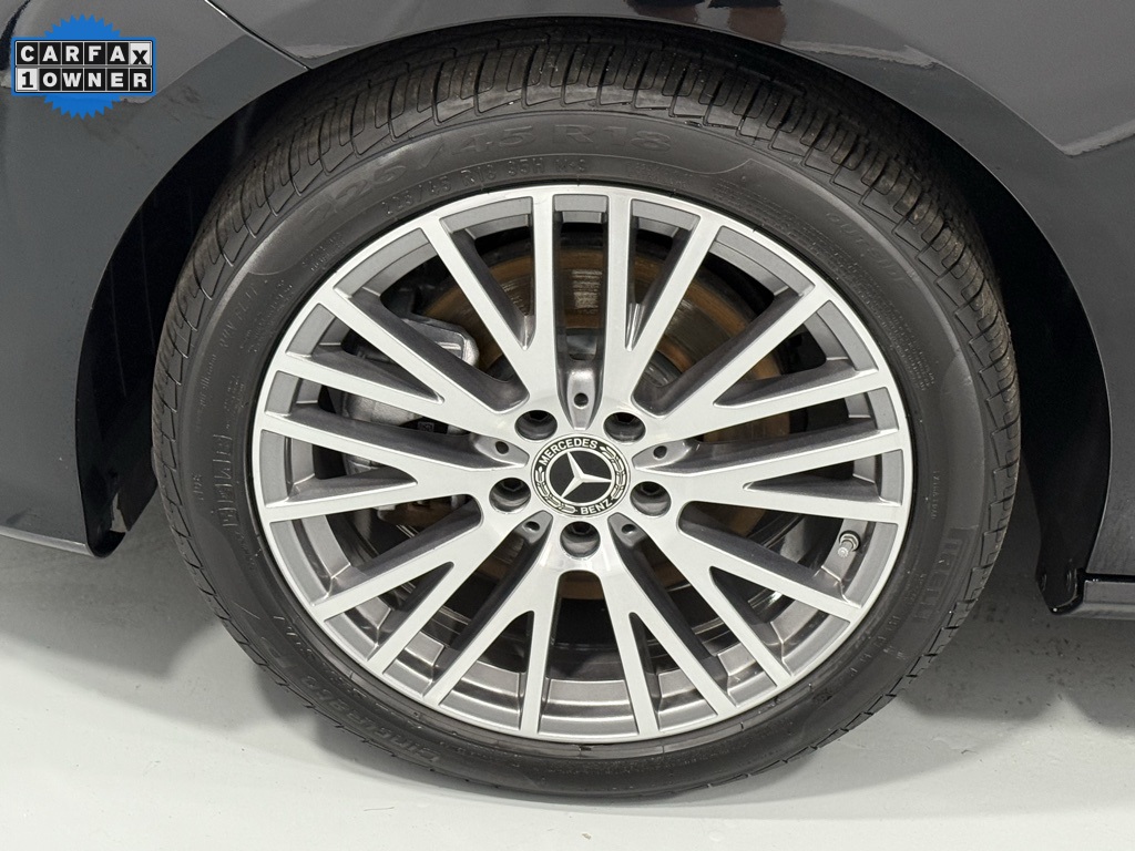Vehicle image 28 of 31