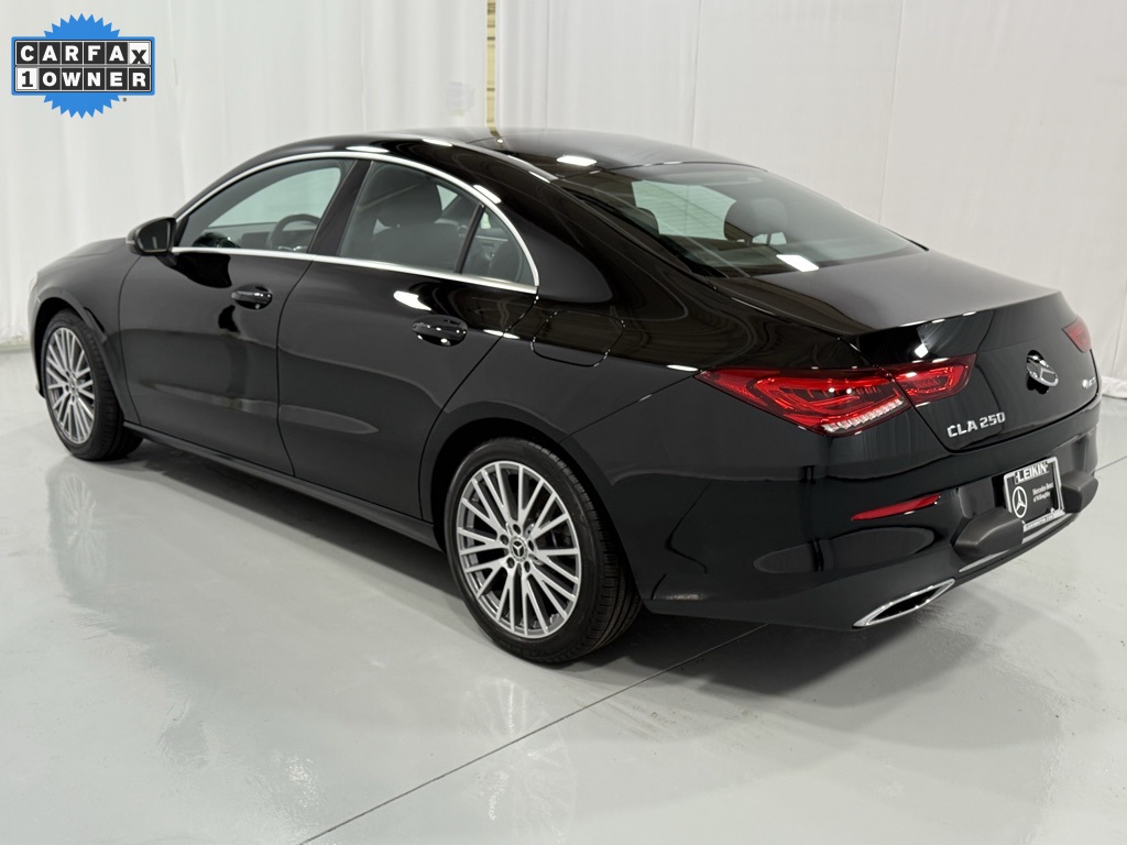 Vehicle image 6 of 31