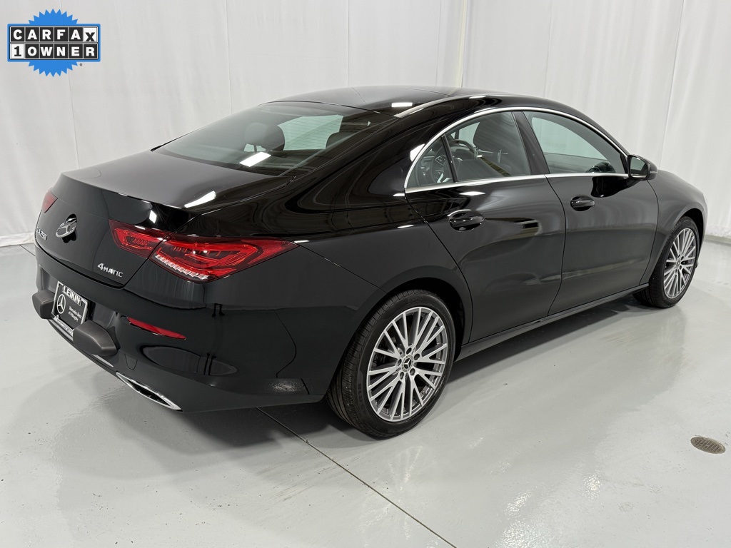 Vehicle image 4 of 31