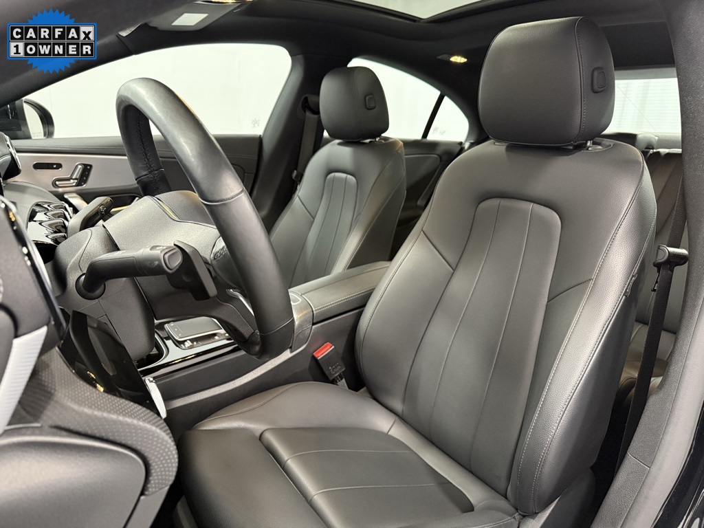 Vehicle image 12 of 31