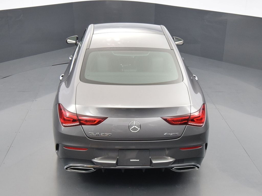 Vehicle image 13 of 38