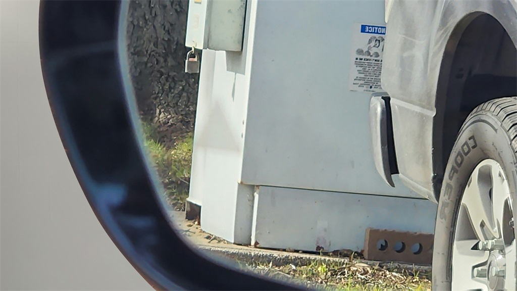 Vehicle image 12 of 34
