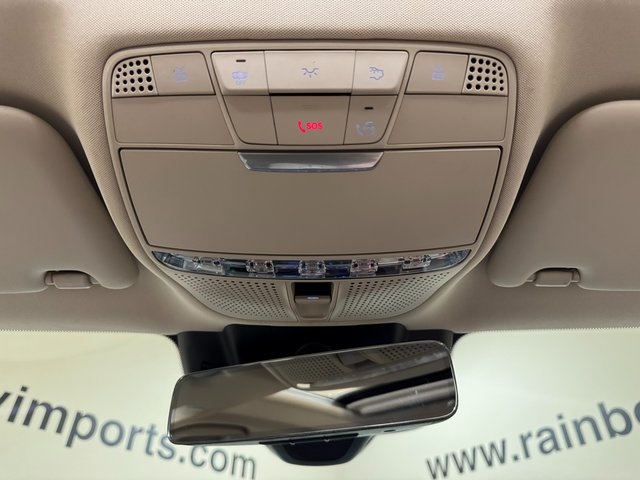 Vehicle image 27 of 29
