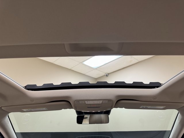 Vehicle image 26 of 29