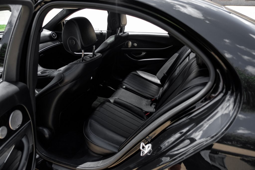 Vehicle image 43 of 57