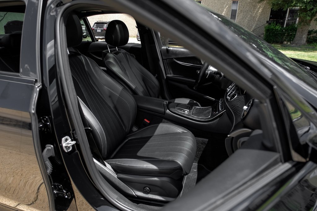 Vehicle image 23 of 57