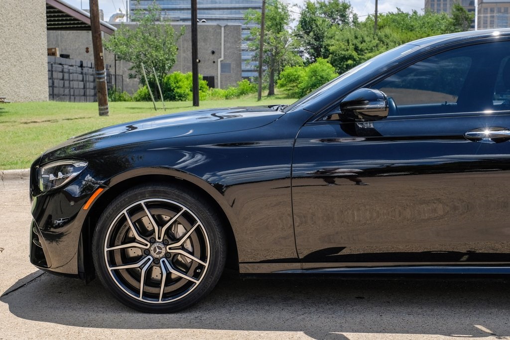 Vehicle image 13 of 57