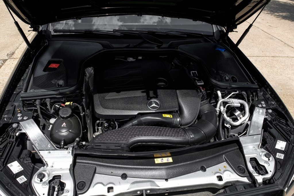 Vehicle image 14 of 57
