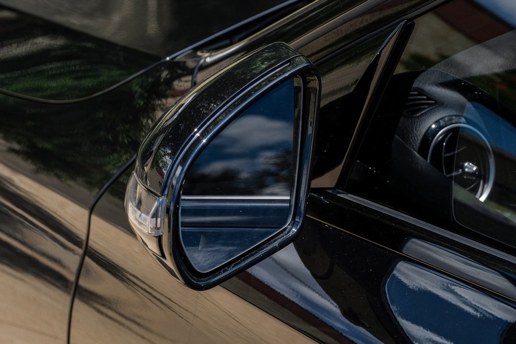 Vehicle image 48 of 57