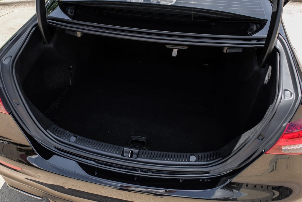 Vehicle image 22 of 57