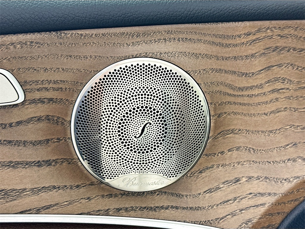 Vehicle image 33 of 33