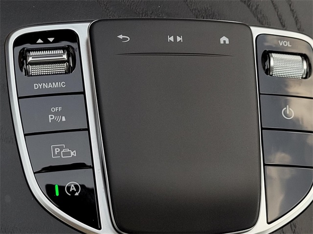 Vehicle image 22 of 35