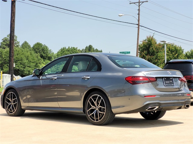 Vehicle image 7 of 35