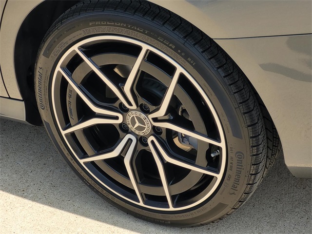 Vehicle image 8 of 35