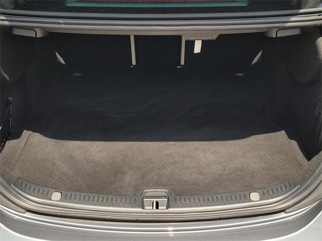 Vehicle image 9 of 35