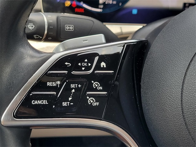 Vehicle image 16 of 35
