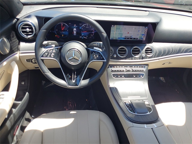 Vehicle image 16 of 31