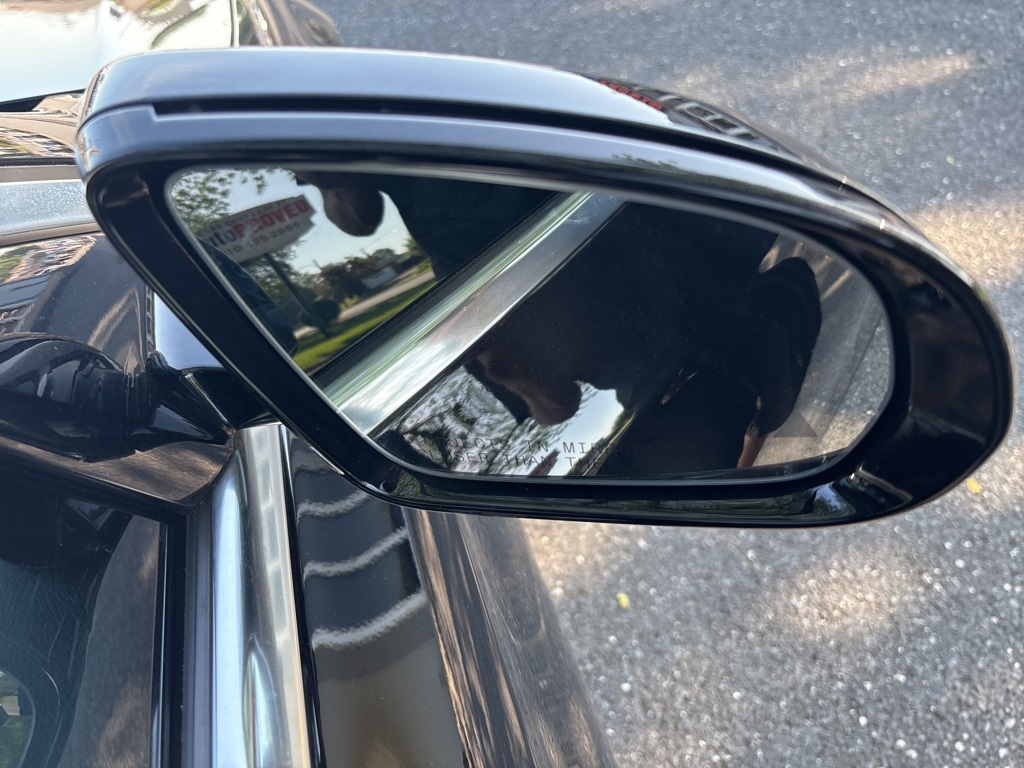 Vehicle image 35 of 49