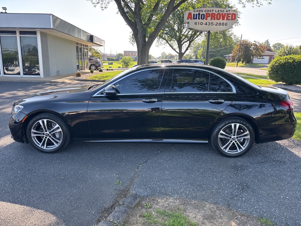 Vehicle image 7 of 49