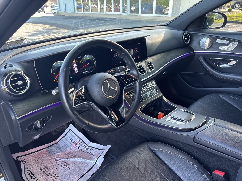 Vehicle image 14 of 49