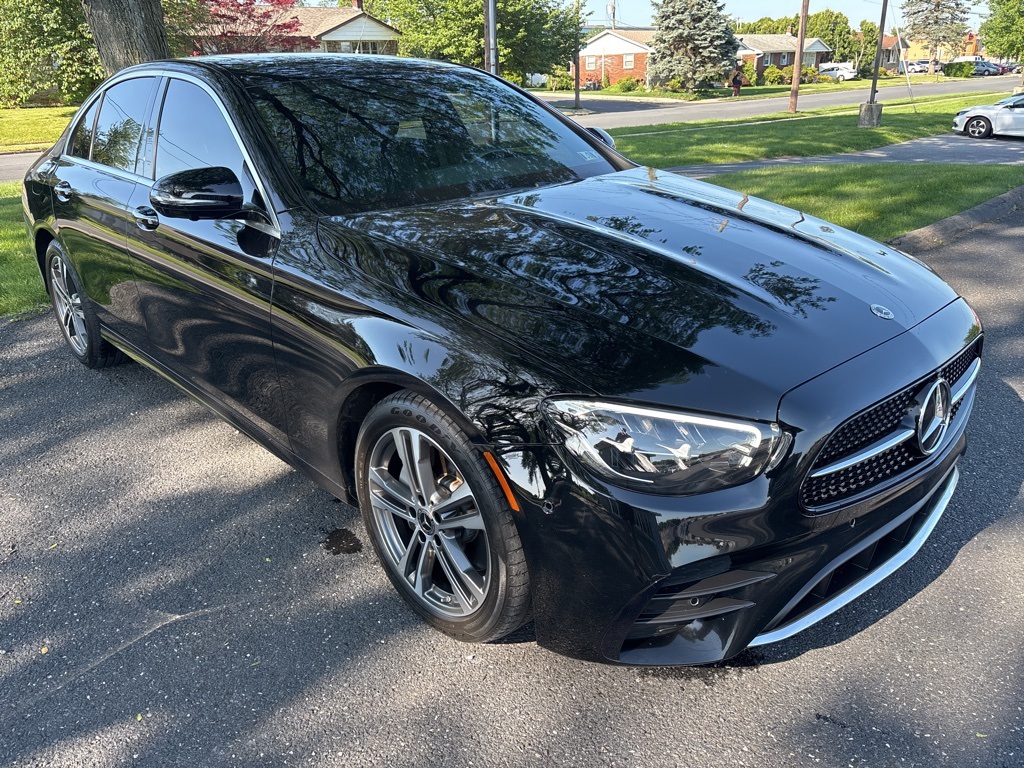 Vehicle image 3 of 49