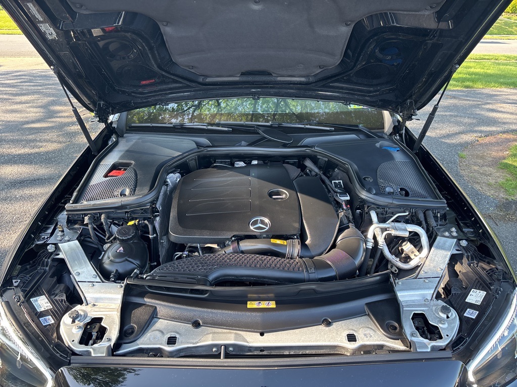 Vehicle image 8 of 49