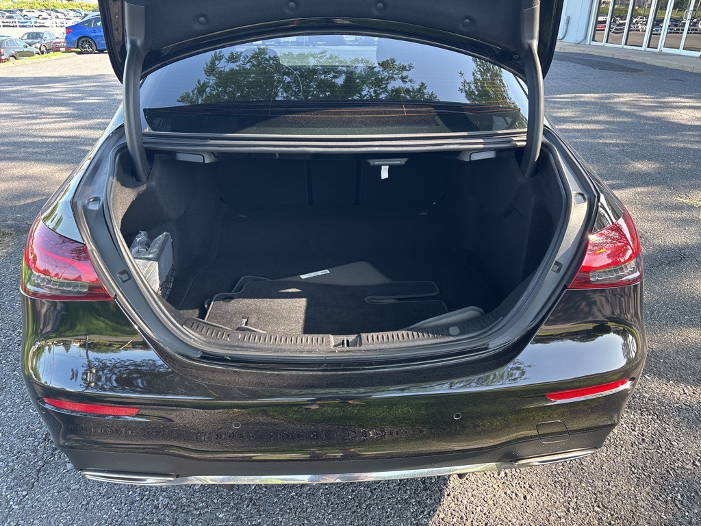 Vehicle image 10 of 49